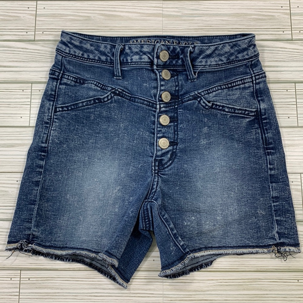 American Eagle Woman’s Super Stretch Denim Shorts